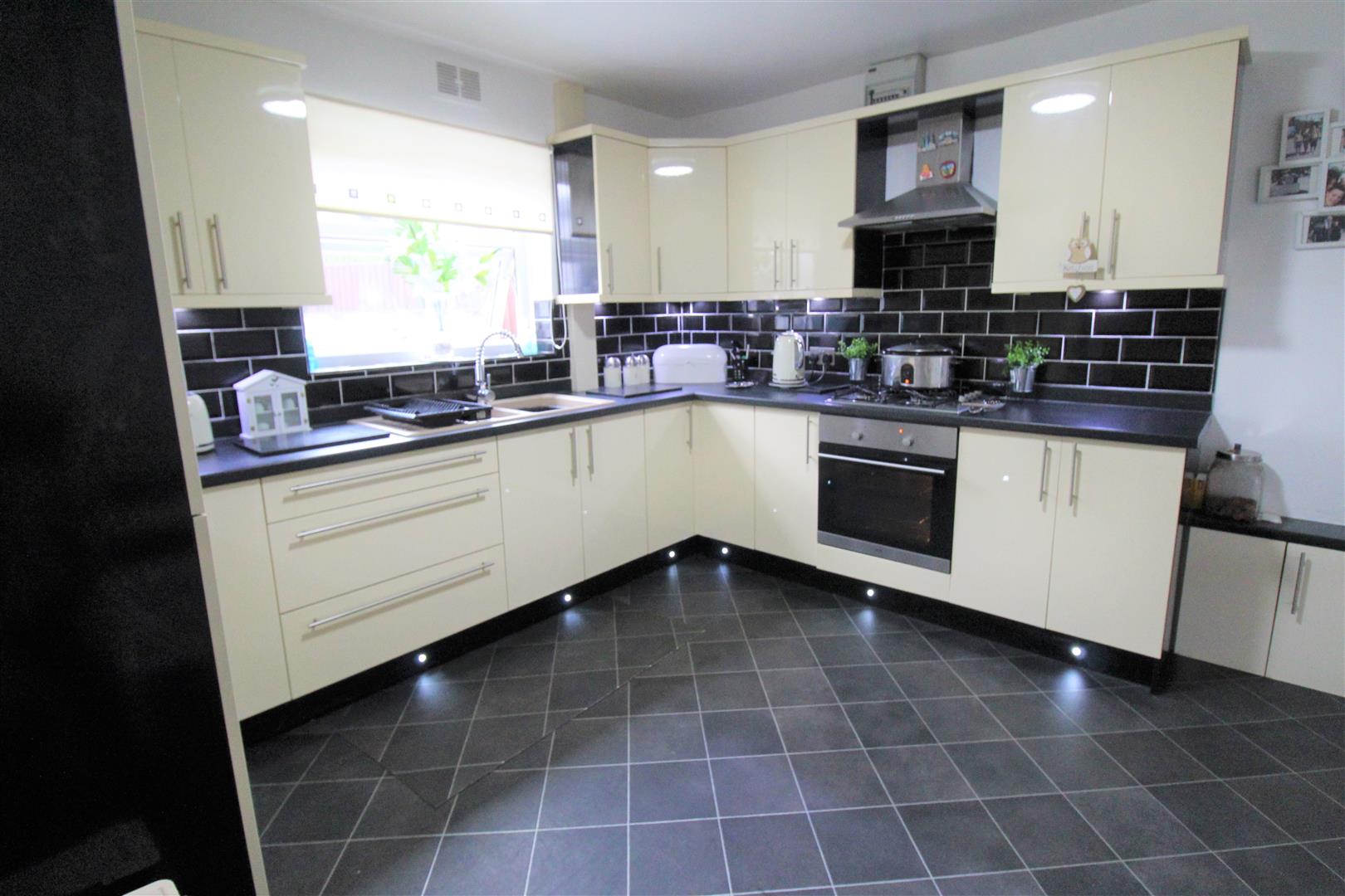 Fitzherbert Road, Sneyd Green, Stoke-On-Trent